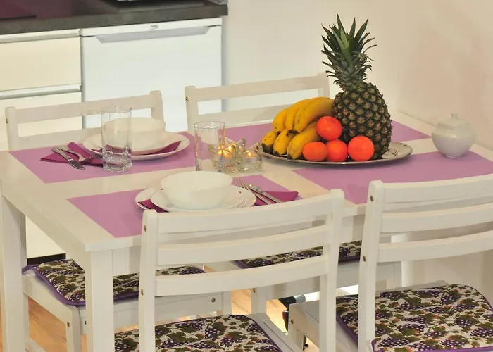 Apartamento Solna11 *